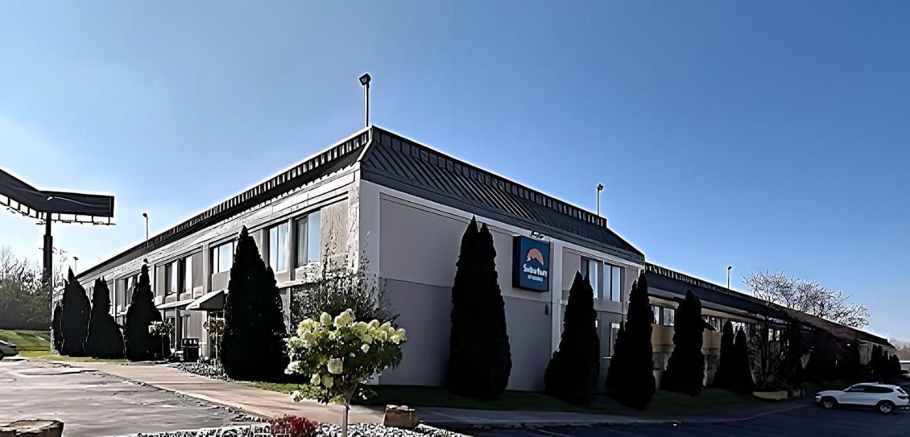 Suburban Studios Syracuse Fairgrounds Eksteriør bilde