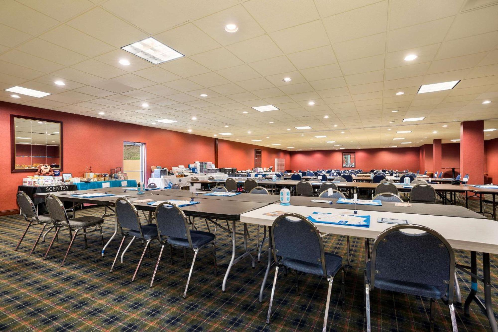 Suburban Studios Syracuse Fairgrounds Eksteriør bilde